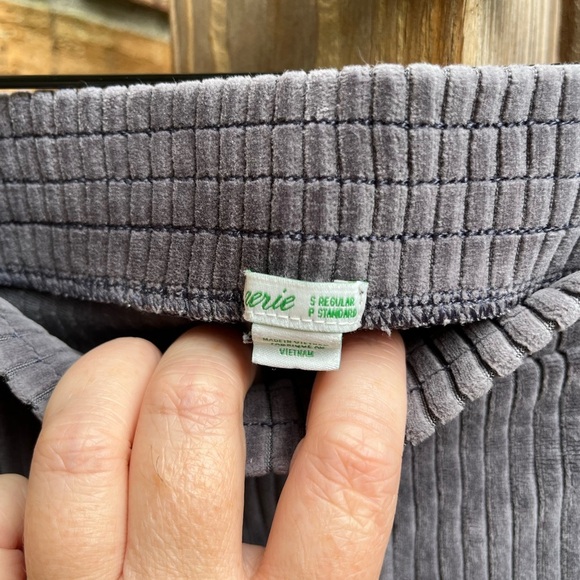 Aerie Gray Corduroy Flare Pants - Picture 4 of 4